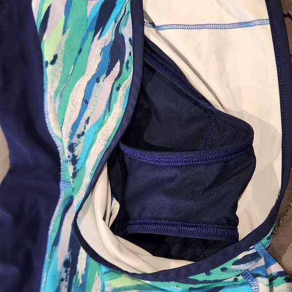 Lululemon Running Shorts - Picture 3 of 7